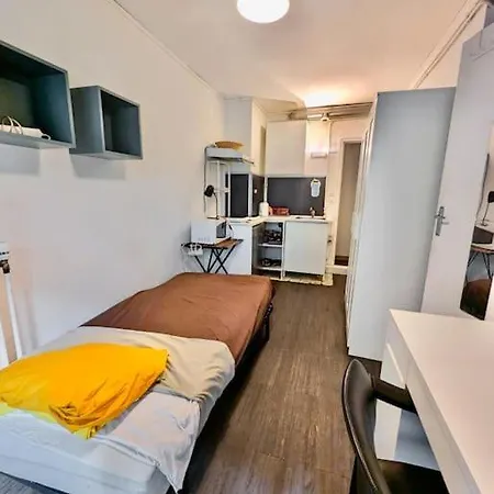 Calme Dans Le Centre Avec Parking Gratuit Appartement