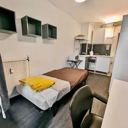 Apartamento Calme Dans Le Centre Avec Parking Gratuit *